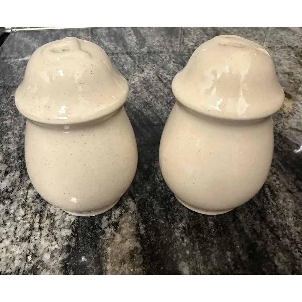 Vintage Ceramic Geese and Apple Salt and Pepper Shakers Set Speckled Cream